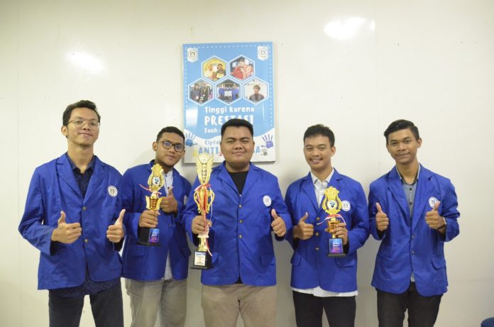 DNCC Udinus Tunjukan Eksistensinya dengan Panen Piala di Dua Kejuaraan