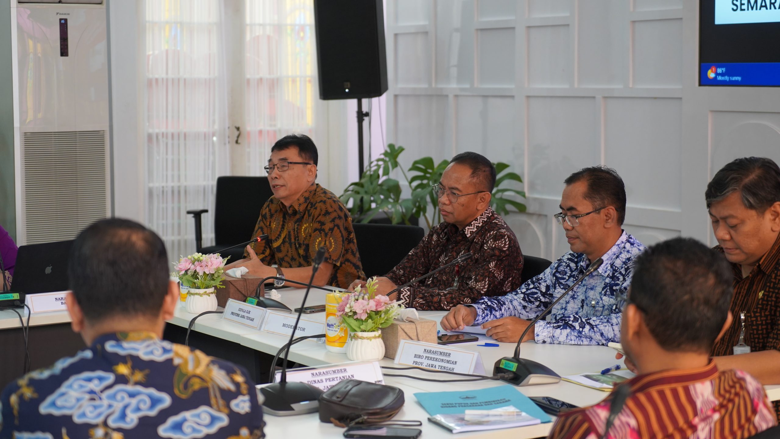 OJK Jateng Dorong Peningkatan Akses Keuangan bagi Sektor Pertanian.
